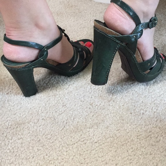 Frye Green Leather T-Strap Heels - Picture 6 of 12